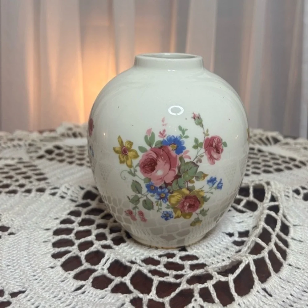 Vintage Flower Vase ANJOU Cottage Pink Rose Mauve Blue Ivory Cream Floral Decor